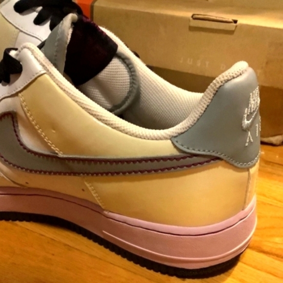 Nike Air Force 1 AF1 Low VINTAGE 2007 SILVER DOLL Men’s Size 10.5 Wmns Size 12 - Picture 3 of 11